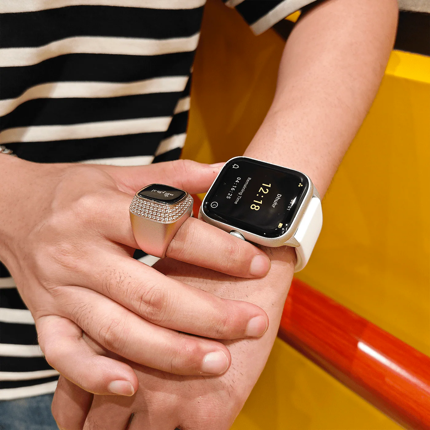 imgi_55_qwatch-White_431bb501-e67b-4db7-a429-7ed62f124e89