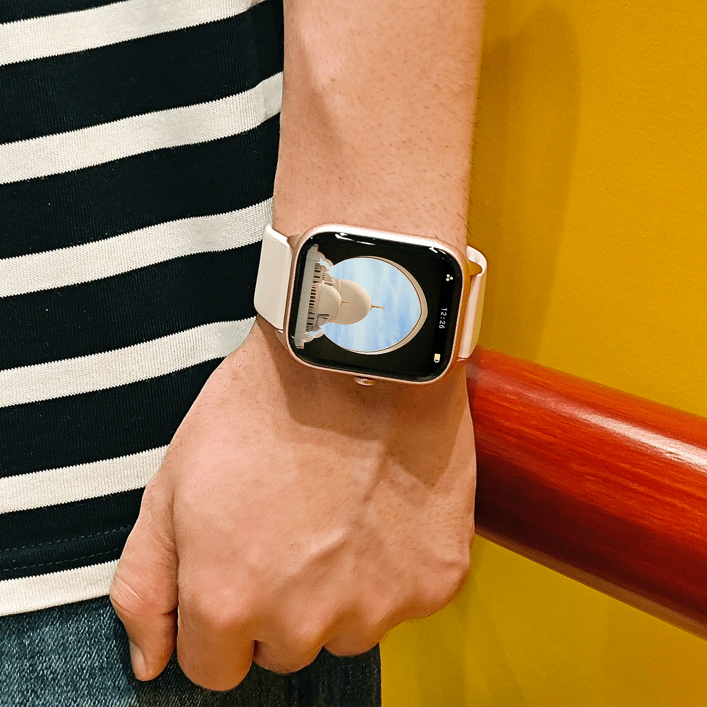 imgi_58_qwatch-Pink_2f3df999-ac58-4640-8c13-c37436888ff1